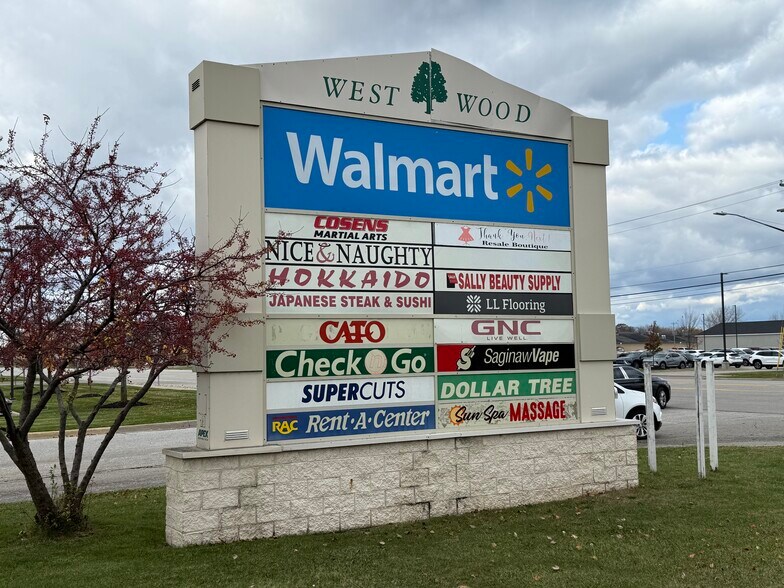 More Photos Of 5901 Brockway Rd, Saginaw Freestanding For Sale