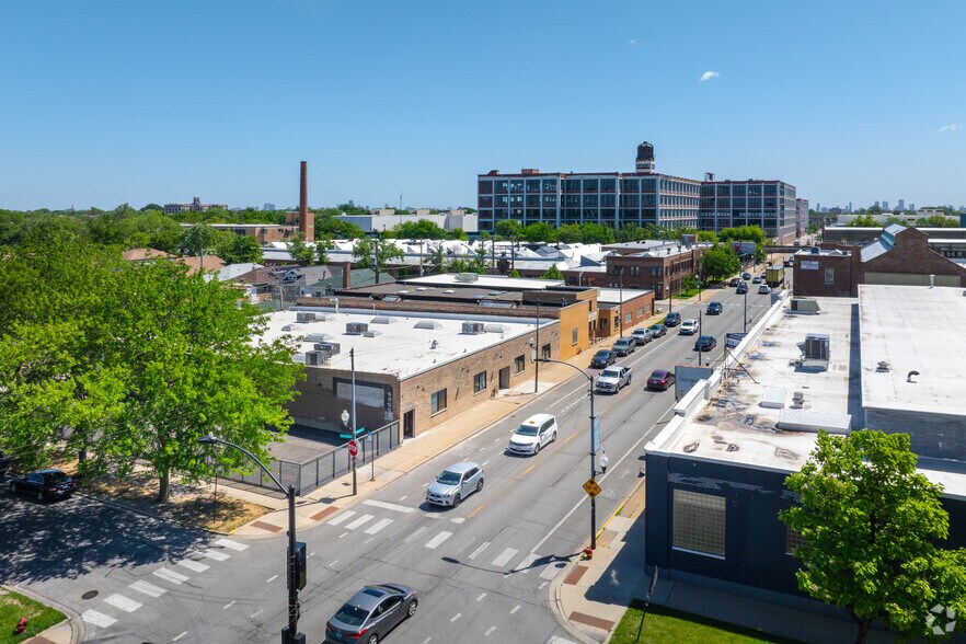 More Photos Of 4256 W Diversey Ave, Chicago Warehouse For Lease
