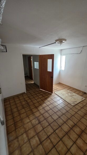 More Photos Of 7102 N Armenia Ave, Tampa Flex For Lease