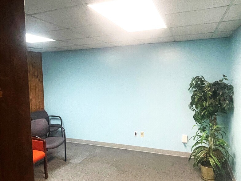 More Photos Of 1601 Milltown Rd, Wilmington Office For Sale