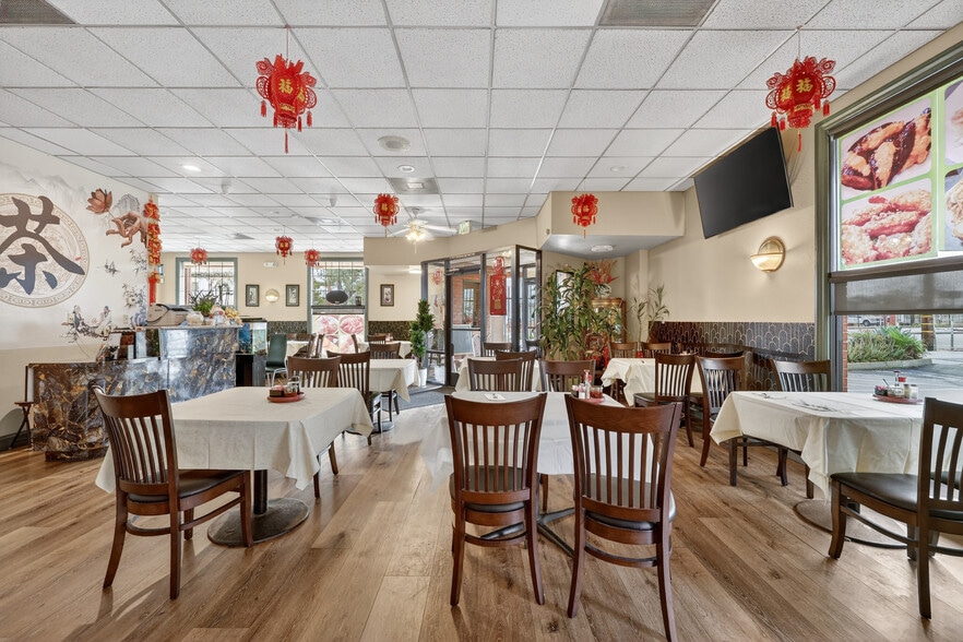 More Photos Of 1614 21st St, Sacramento Restaurant For Sale