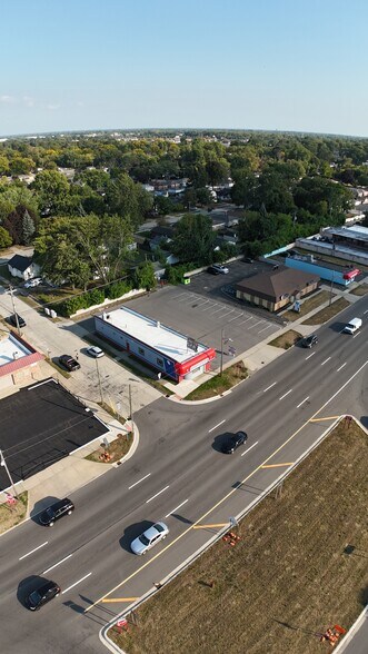 More Photos Of 4901 S Telegraph Rd, Dearborn Heights Bar For Sale