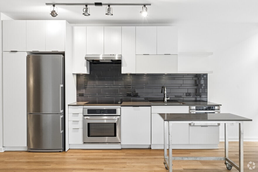 More Photos Of 1924 8th St NW, Washington Apartments For Lease
