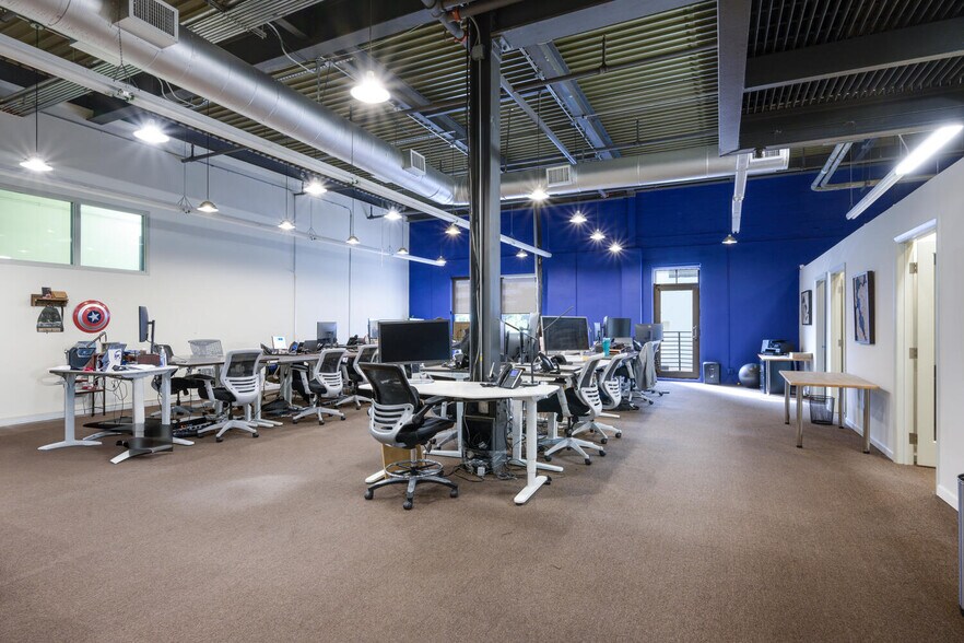 More Photos Of 400 Clematis St, West Palm Beach Loft Creative Space For Lease