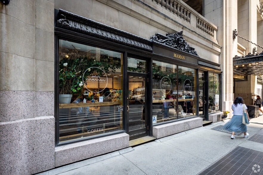 More Photos Of 230 Park Ave, New York Office For Lease