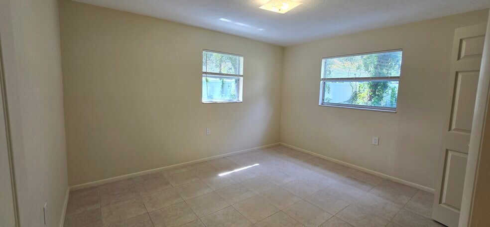 More Photos Of 3404 Dahlia Pl, Largo Apartments For Sale