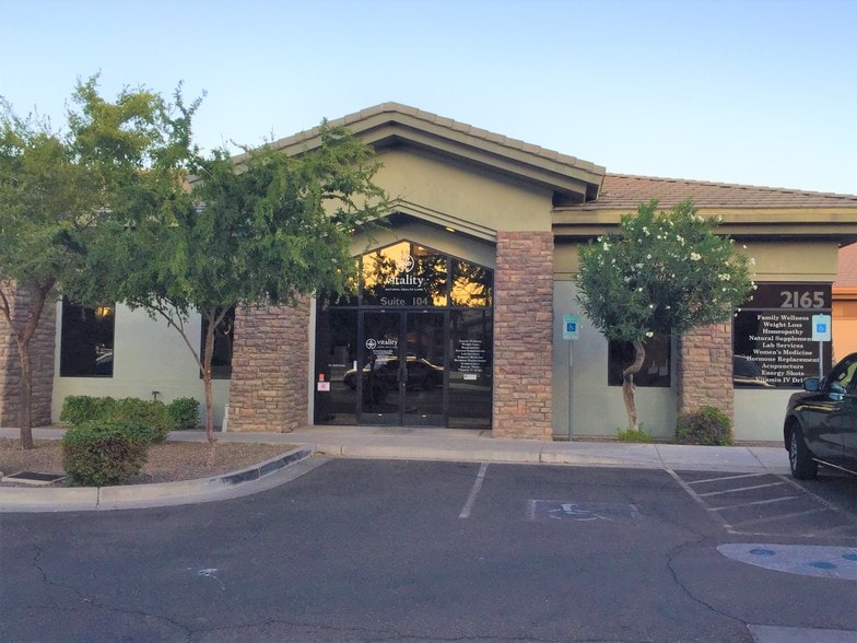 More Photos Of 2165 E Warner Rd, Tempe Medical For Lease