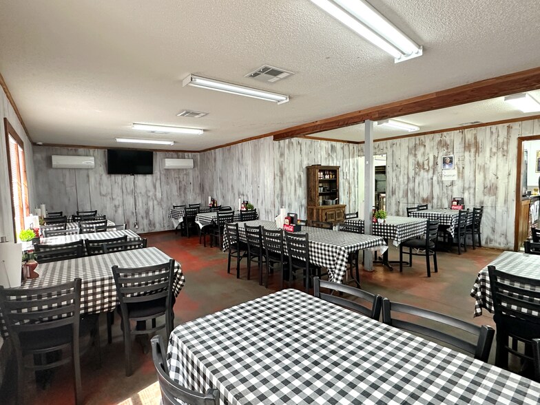 More Photos Of 2989 Hwy 21, Atmore Restaurant For Sale