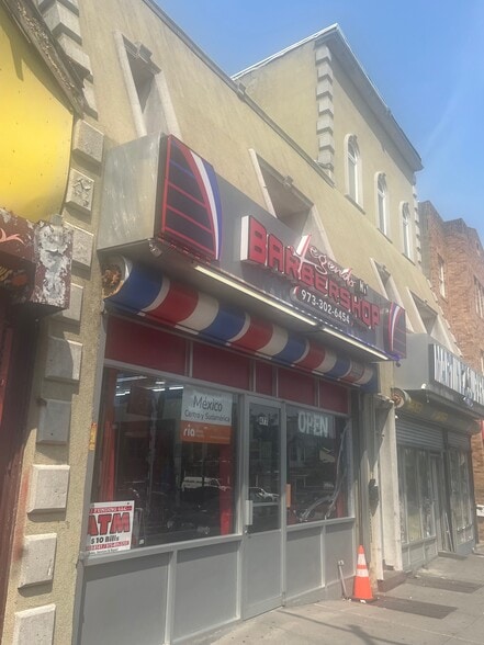 More Photos Of 475-477 Clinton Ave, Newark Storefront Retail Residential For Sale