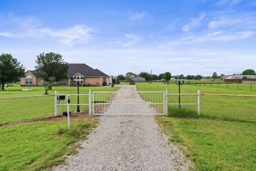 More Photos Of 1425 Avondale Haslet Rd, Haslet Land For Sale