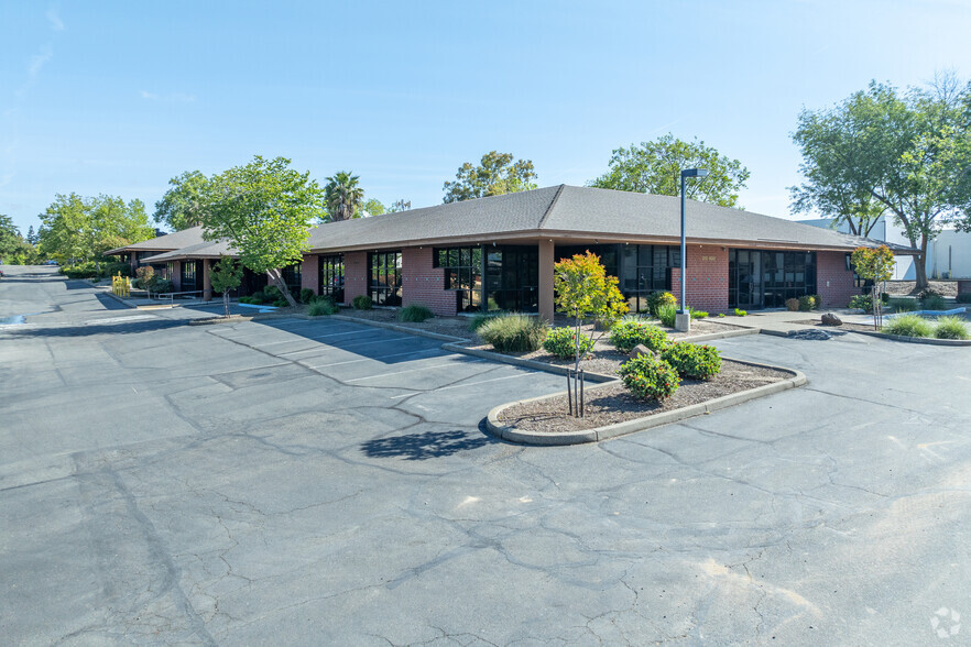 Primary Photo Of 7803 Madison Ave, Citrus Heights Office For Lease