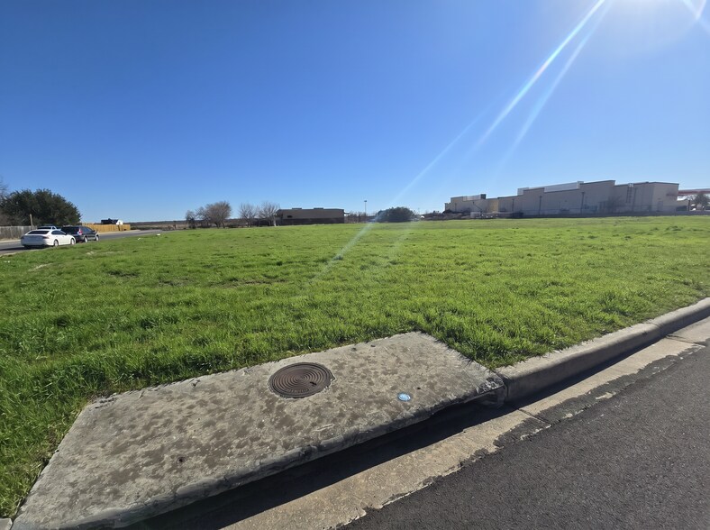 More Photos Of 706 High Tech Dr, Georgetown Land For Sale