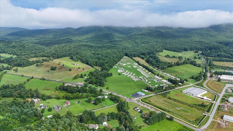 More Photos Of 241 Industrial Park Rd, Mountain City Warehouse For Sale