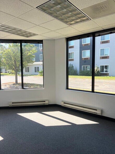 More Photos Of 2230 Point Blvd, Elgin Office For Lease