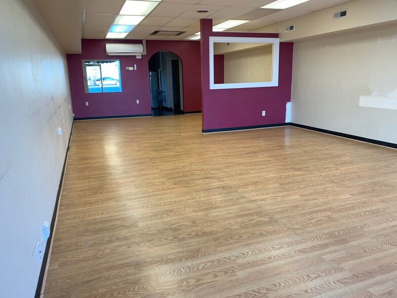 More Photos Of 2115 Hydraulic Rd, Charlottesville Office For Lease