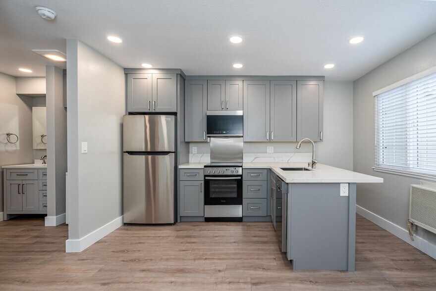 More Photos Of 37 Pacheco St, San Rafael Apartments For Sale