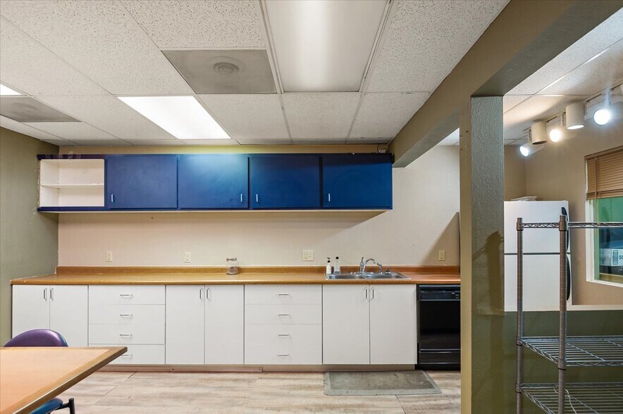 More Photos Of 2850 W Serendipity Cir, Colorado Springs Medical For Lease