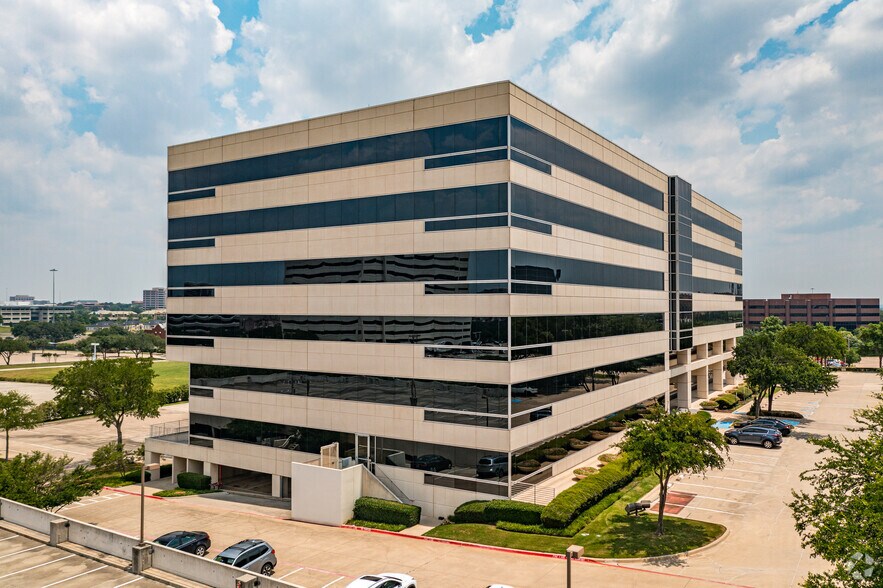 More Photos Of 1255 Corporate Dr, Irving Office For Lease