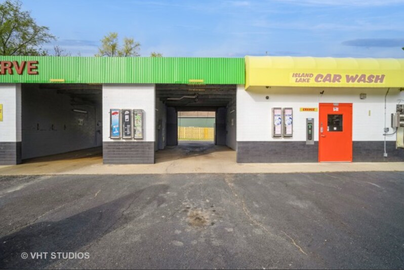More Photos Of 235 W State Rd, Island Lake Carwash For Sale