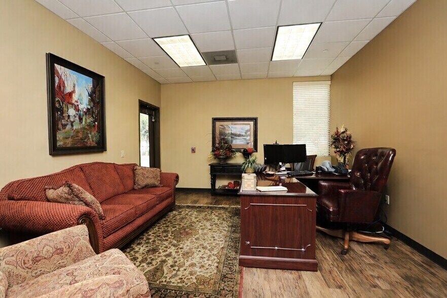 More Photos Of 2200 N FM 3083 Rd W, Conroe Office For Lease