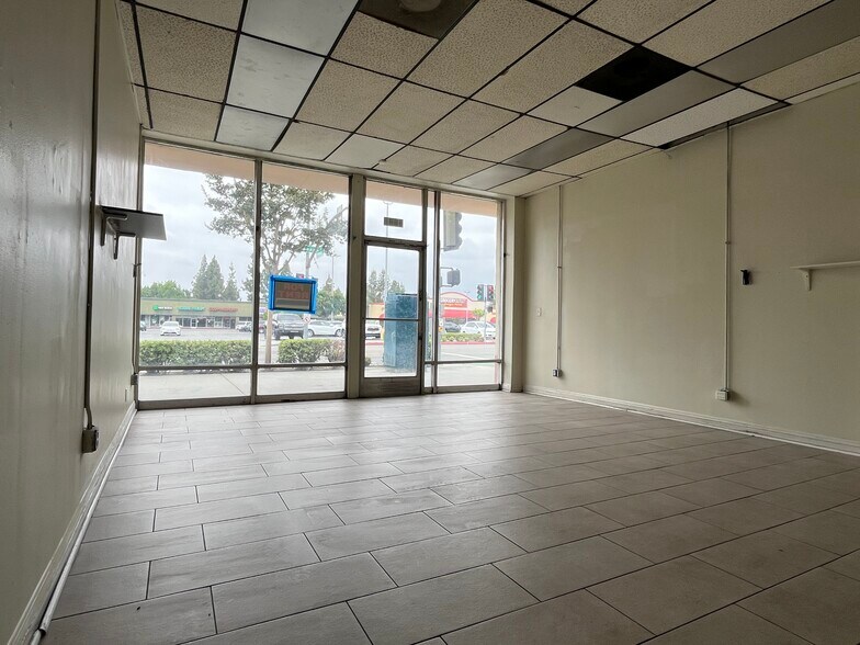 More Photos Of 4210-4212 Maine Ave, Baldwin Park Freestanding For Lease