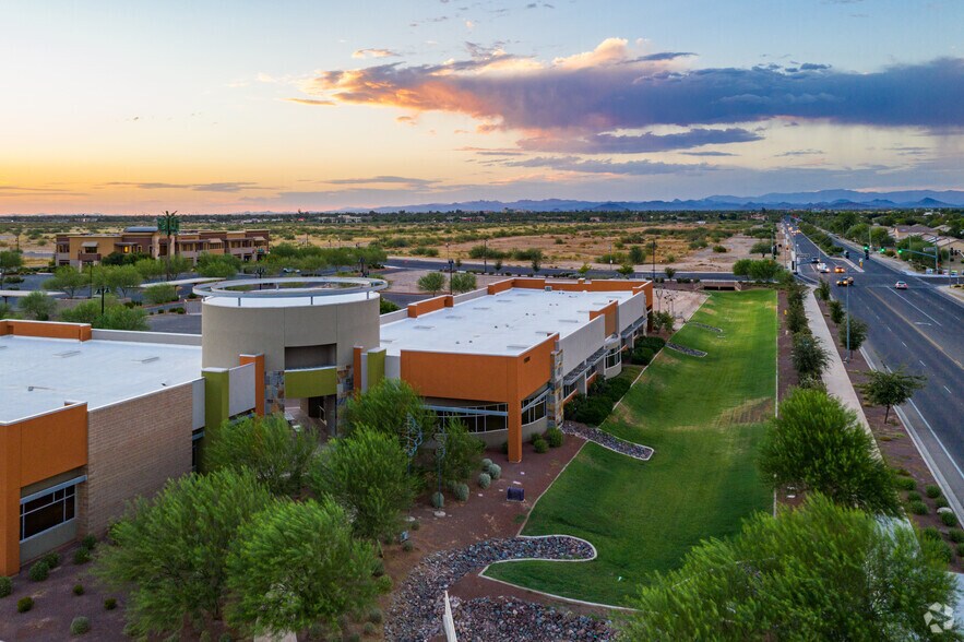 More Photos Of 15800 N Litchfield Rd, Surprise Medical For Sale