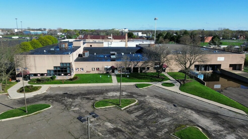 More Photos Of 5600 Saint Jean St, Detroit Flex For Sale