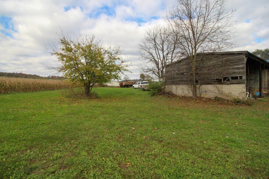 More Photos Of 16094 Evergreen Valley Rd, Timberville Specialty For Lease