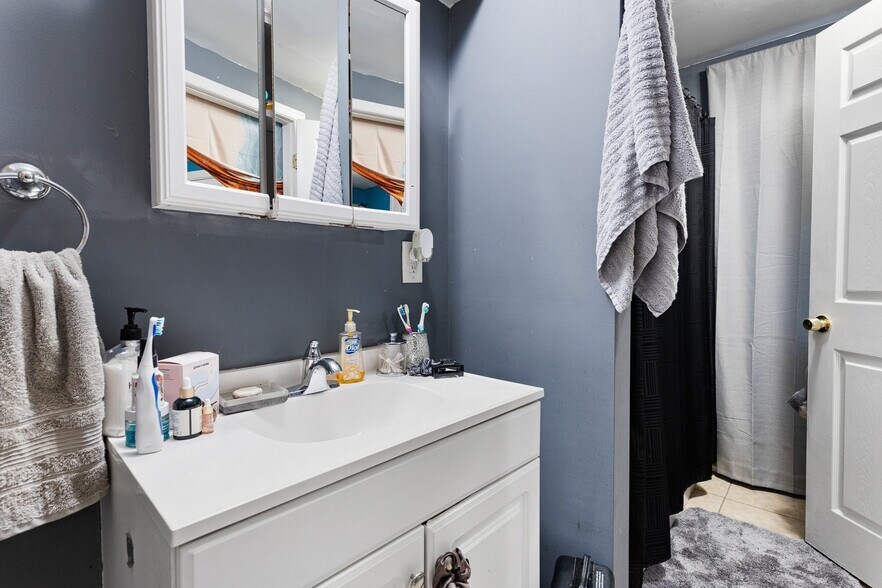 More Photos Of 125 W State St, Kennett Square Apartments For Sale