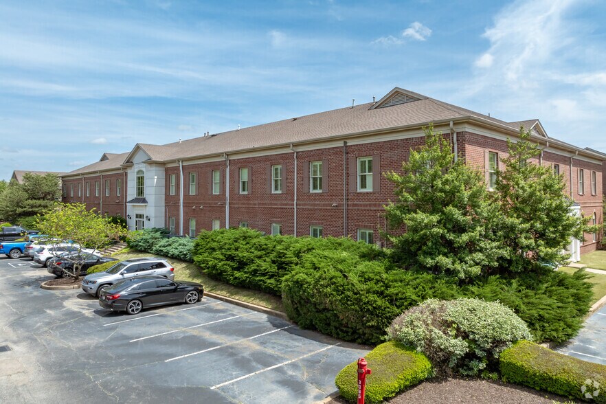 More Photos Of 3085 Fountainside Dr, Germantown Medical For Lease