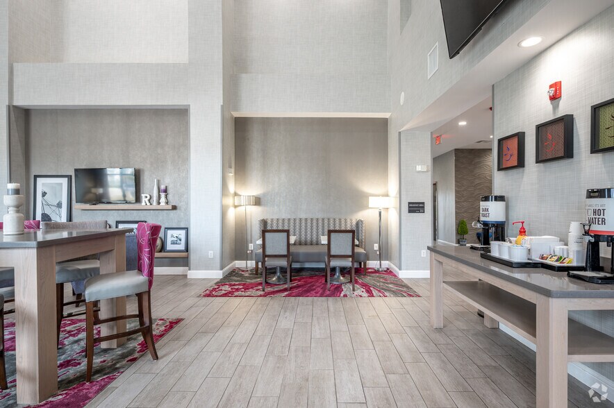 More Photos Of 2250 N Glenville Dr, Richardson Hotel For Sale