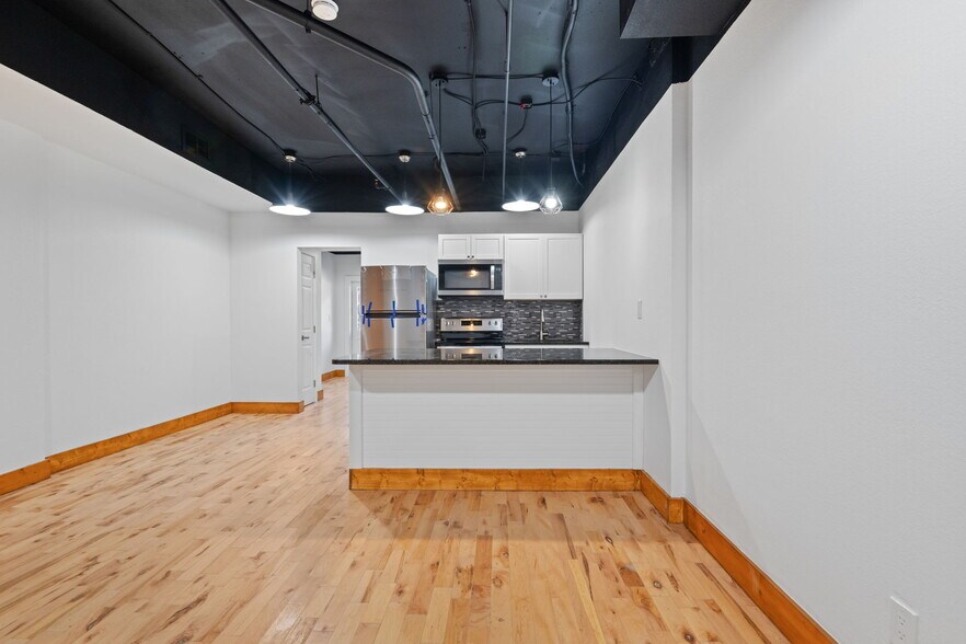 More Photos Of 849 Glades Rd, Gatlinburg Specialty For Sale