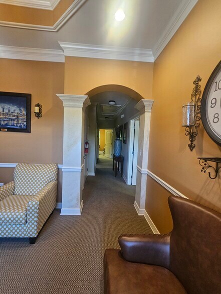 More Photos Of 7607 Fern Ave, Shreveport Office For Lease