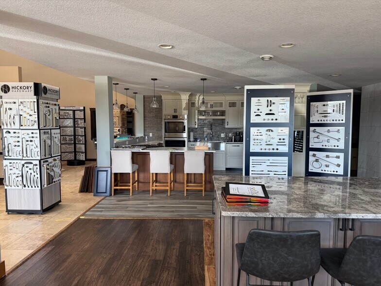 More Photos Of 1750 Hallie Rd, Chippewa Falls General Retail For Sale