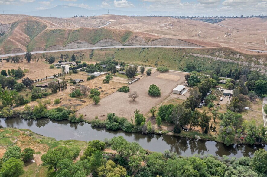 More Photos Of 5946 Shadow Hills Dr, Bakersfield Land For Sale