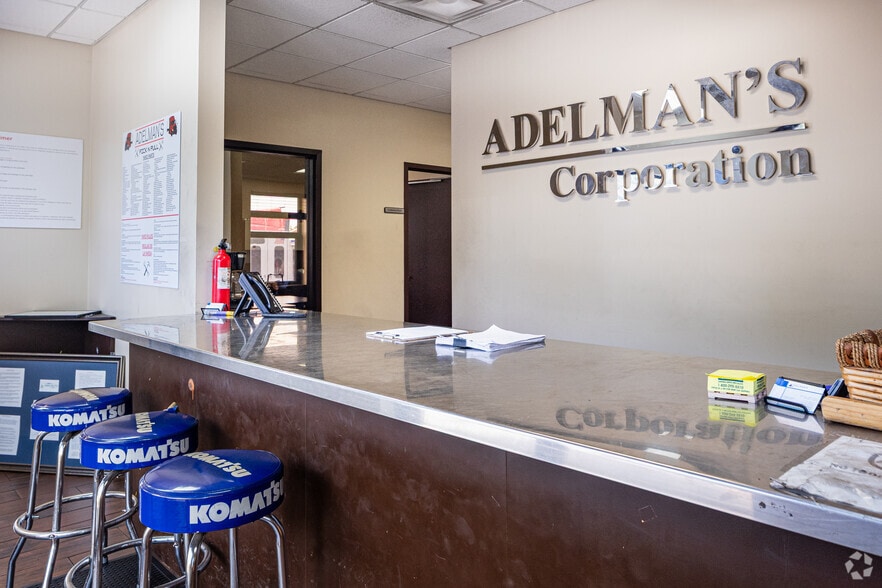 More Photos Of , Chicago Unknown For Sale