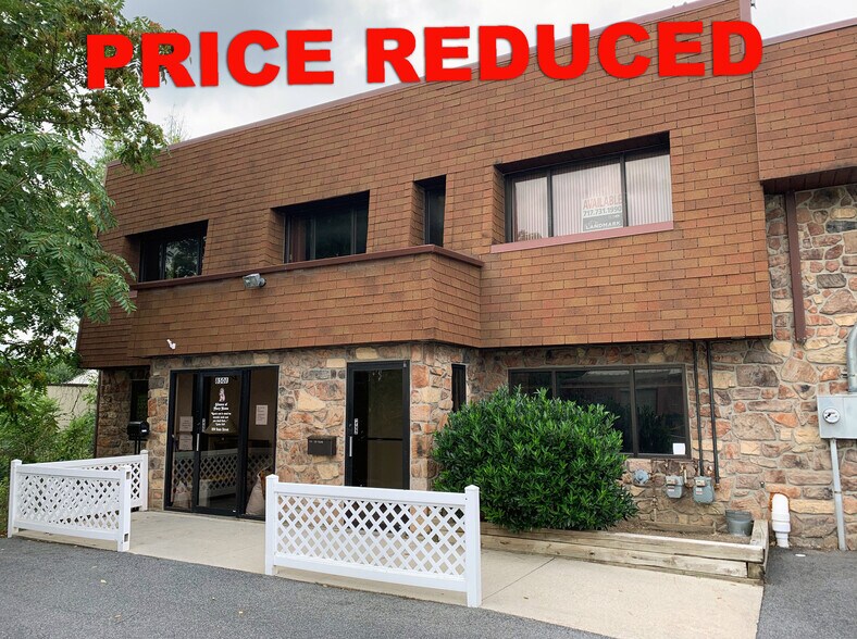 More Photos Of 850 State St, Lemoyne Warehouse For Lease