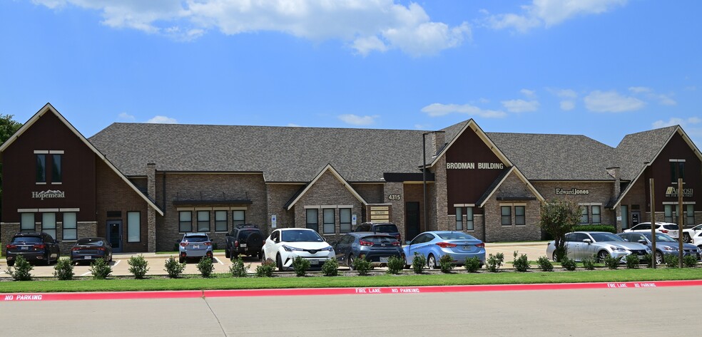 Primary Photo Of 4315 Windsor Centre Trl, Flower Mound Office For Lease