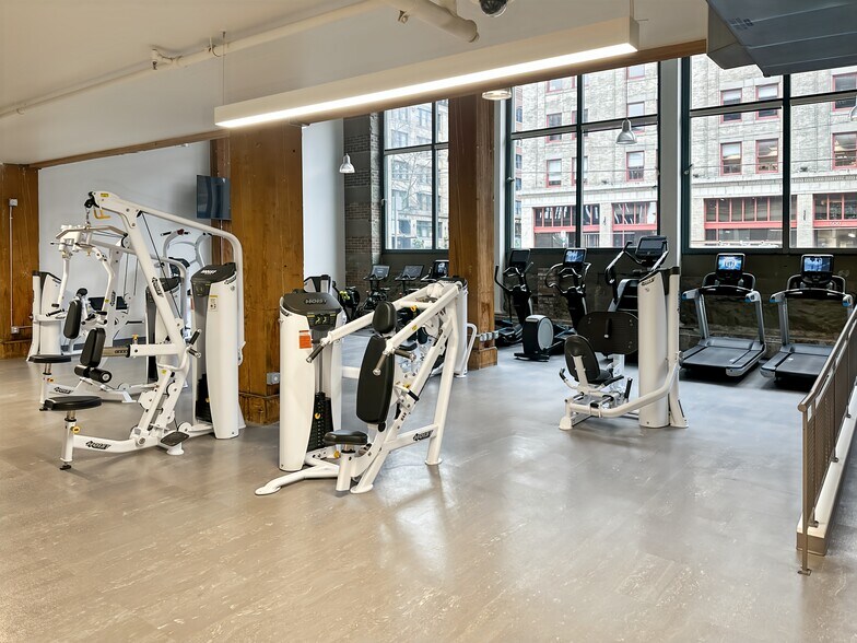 More Photos Of 450 Alaskan Way S, Seattle Coworking Space