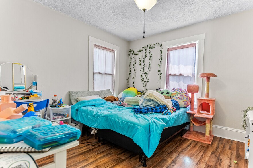 More Photos Of 51 Tanguay St, Sanford Apartments For Sale