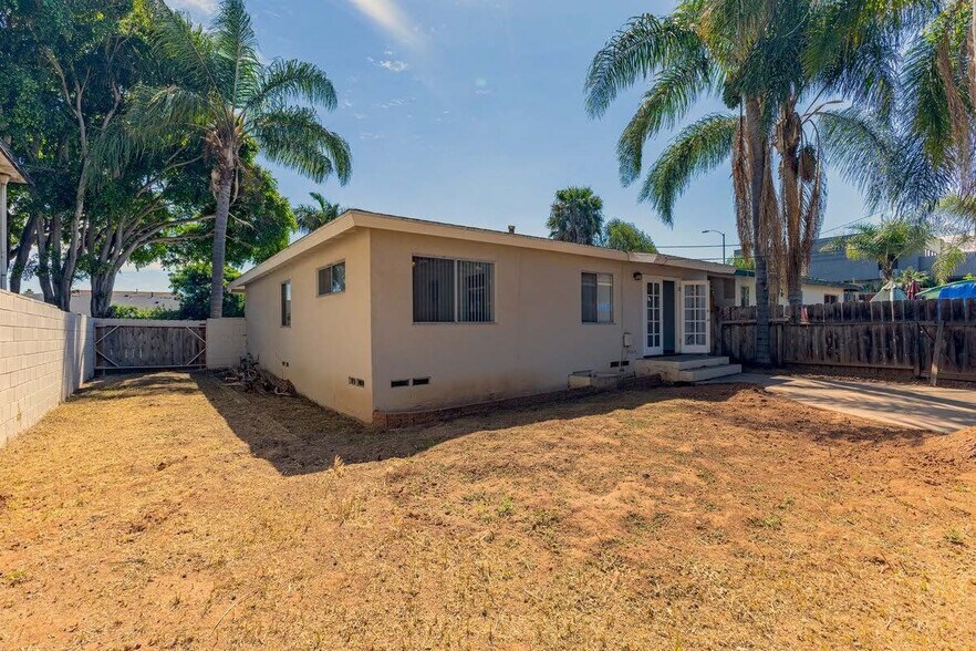 More Photos Of 1352-54 Imperial Beach Blvd, Imperial Beach Apartments For Sale