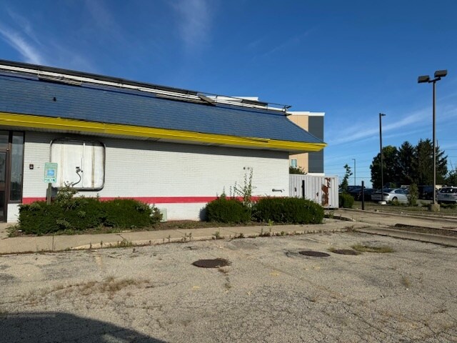 More Photos Of 2625 Rock Creek Blvd, Joliet Fast Food For Sale