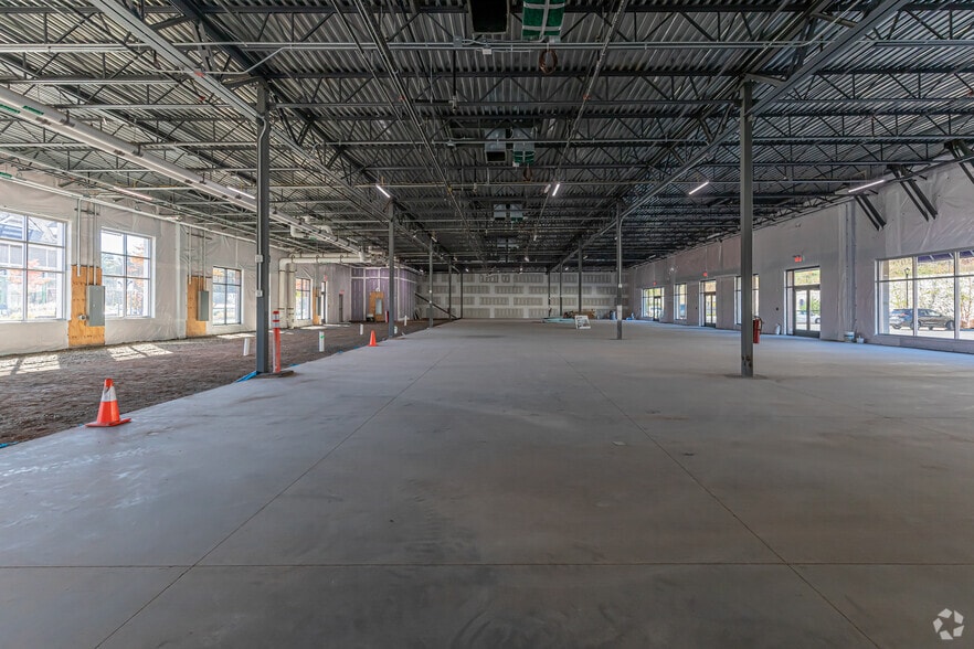 More Photos Of 21 Ensign Dr, Avon Unknown For Lease