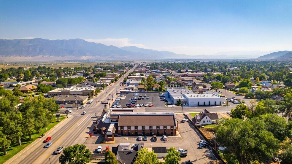 More Photos Of 333 N Main St, Richfield Hotel For Sale