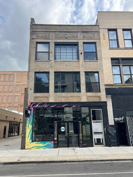 More Photos Of 1259 N milwaukee Ave, Chicago General Retail For Sale