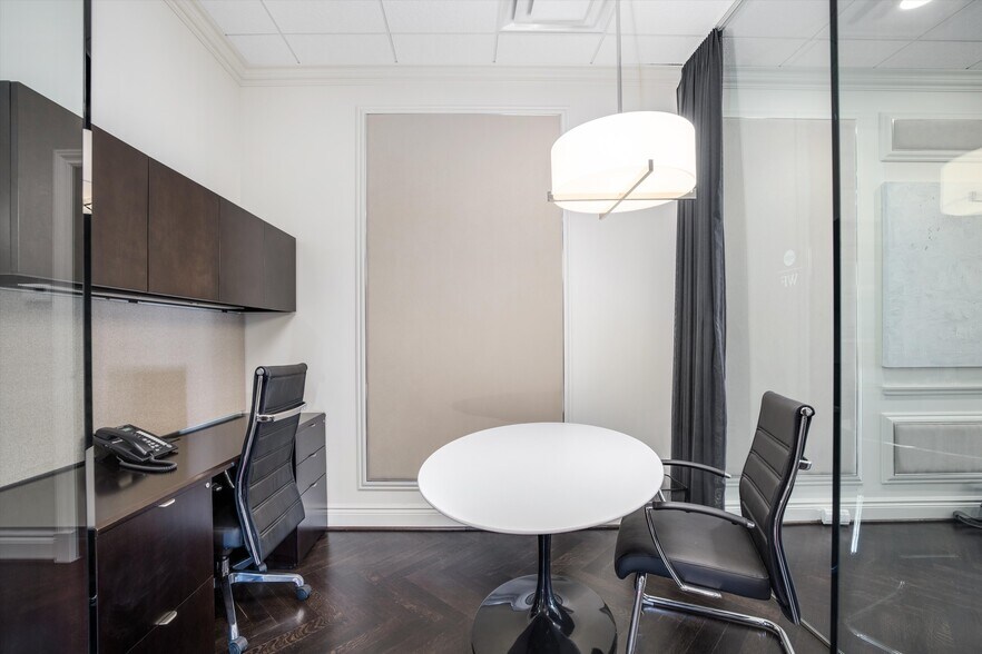 More Photos Of 112 Kercheval Ave, Grosse Pointe Office Residential For Lease