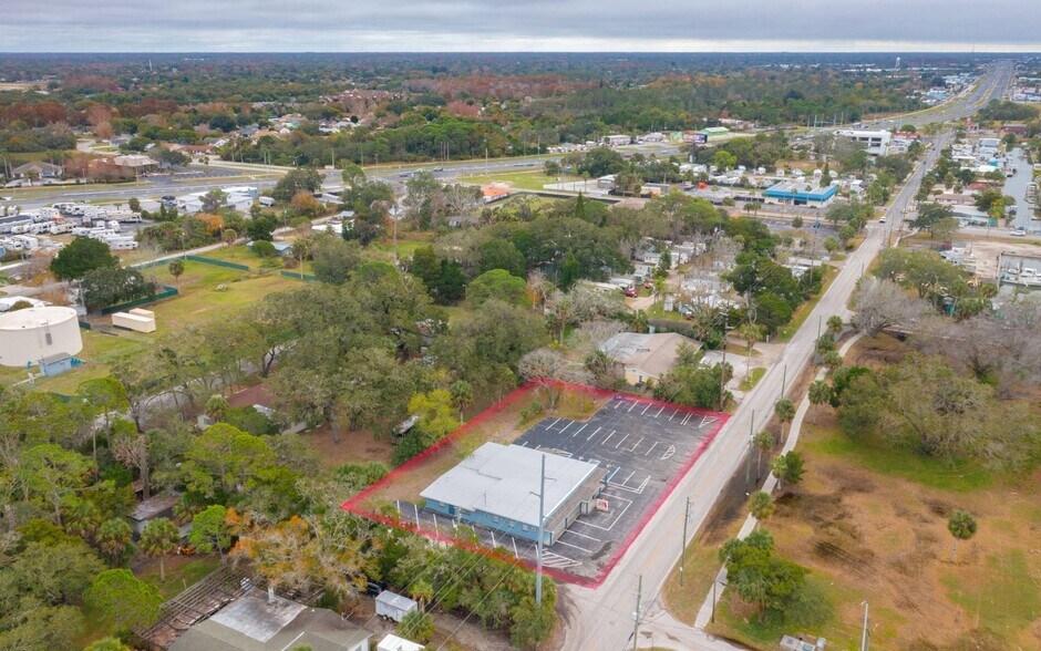 More Photos Of 14120 Old Dixie Hwy, Hudson Loft Creative Space For Lease