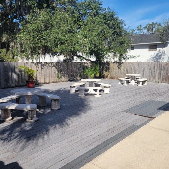 More Photos Of 5509 Grand Blvd, New Port Richey Office For Lease