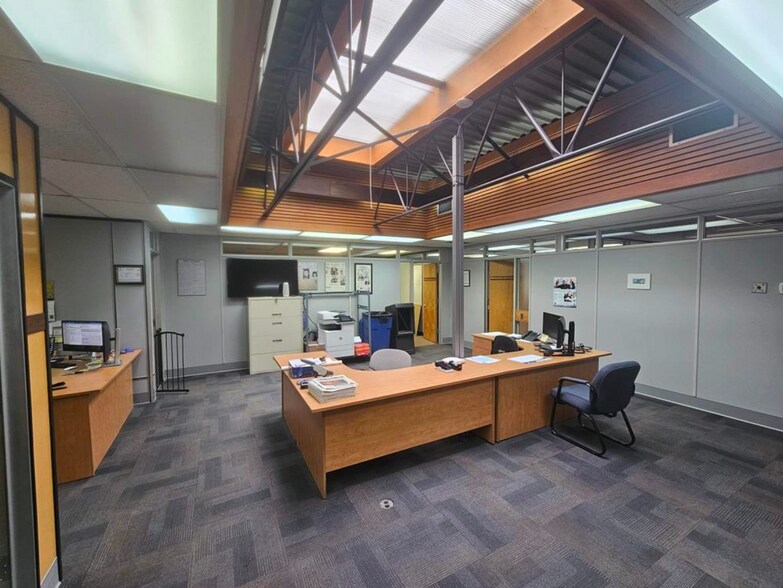 More Photos Of 505 4th Av, Prince George Office For Lease
