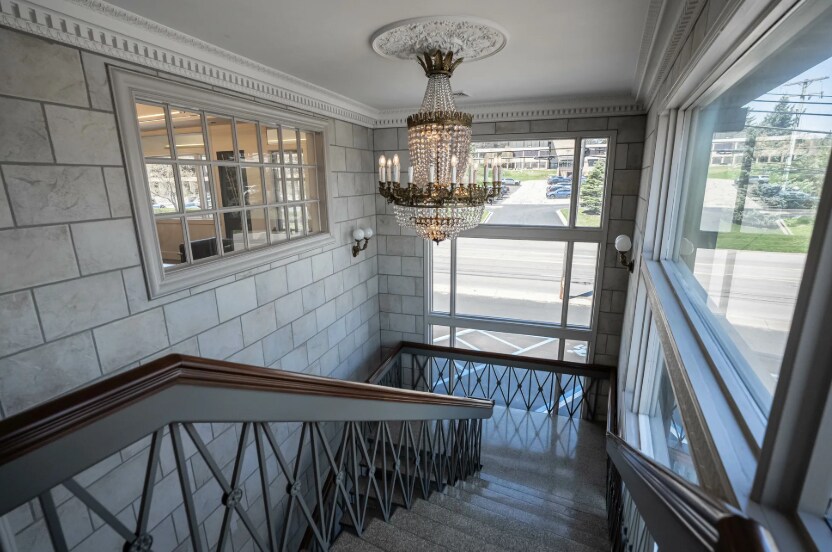 More Photos Of 51-53 W Long Lake Rd, Bloomfield Hills Office For Sale